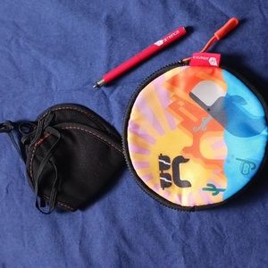 Virgin America First Class Travel Pouch (Los Cabos)